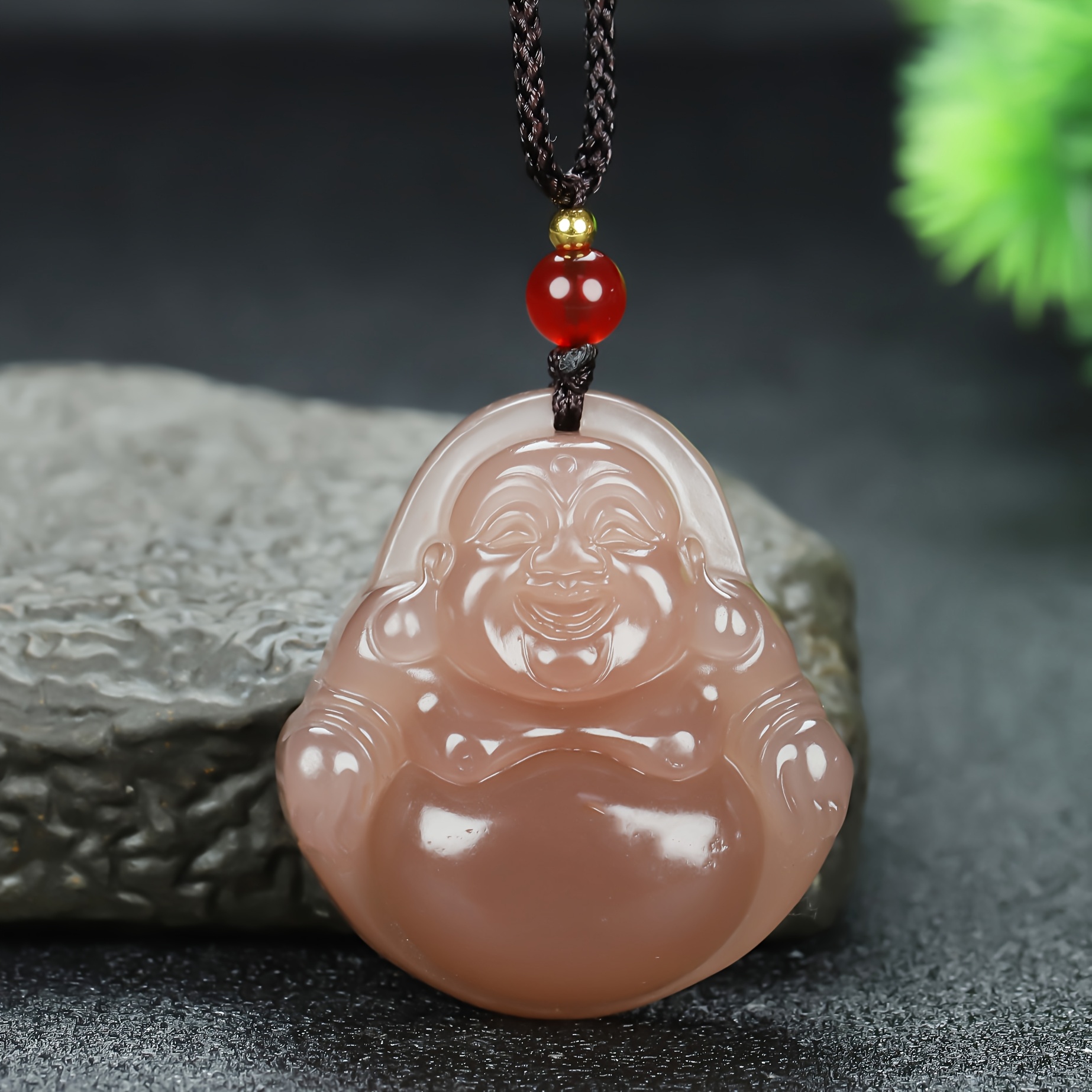 Fashionable Natural Stone Head Pendant Necklace, Unique Design
